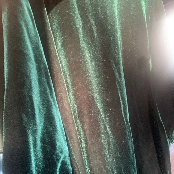 LOT OF 2 Madewell velvet top blouses size small in burnt orange and forest green - Picture 7 of 7